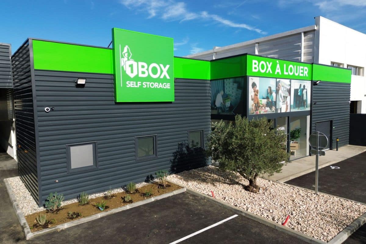Axess livre un espace de stockage pour 1BOX Self-Storage